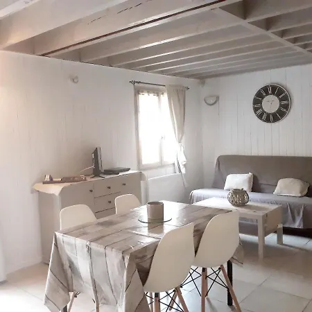 Maison D'une Avec Jardin Clos A A 7 Km De La Plage